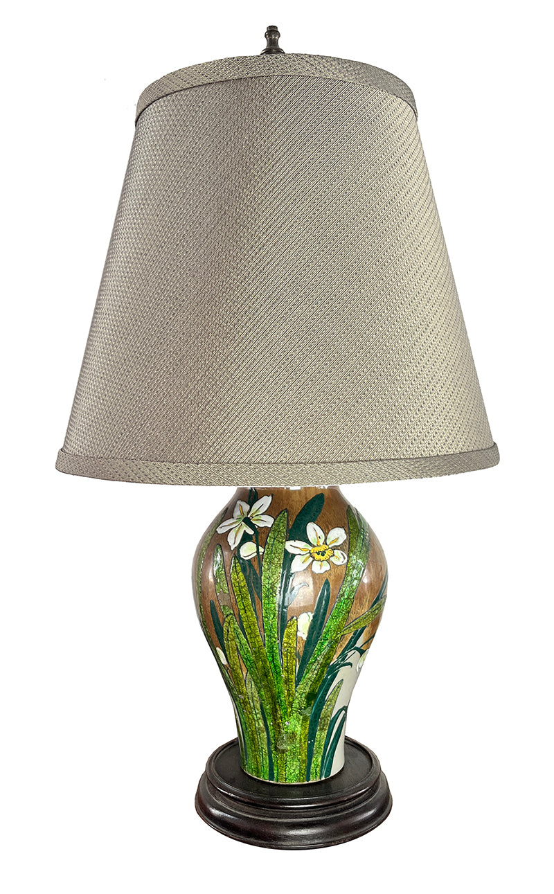 Antique 1910-20 Era Arts and Crafts Table Lamp with Leaf and Daisy Pettle Motif