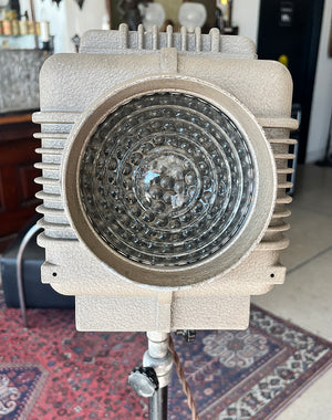Vintage CIrca 1940-50 Naren Industries Pro Spot Adjustable Spot Light with Original Base