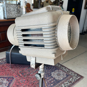 Vintage CIrca 1940-50 Naren Industries Pro Spot Adjustable Spot Light with Original Base