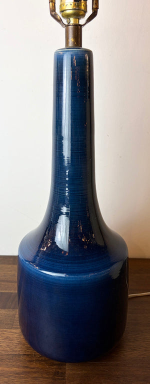 Circa 1965 Lotte Bostlund 900 Series Table Lamp with Deep Blue Glaze and Original Fiberglass Shade