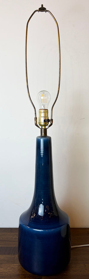 Circa 1965 Lotte Bostlund 900 Series Table Lamp with Deep Blue Glaze and Original Fiberglass Shade
